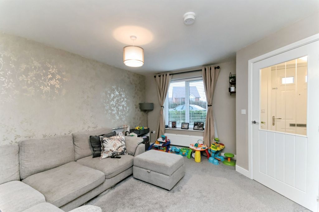 Property photo 3 of 19