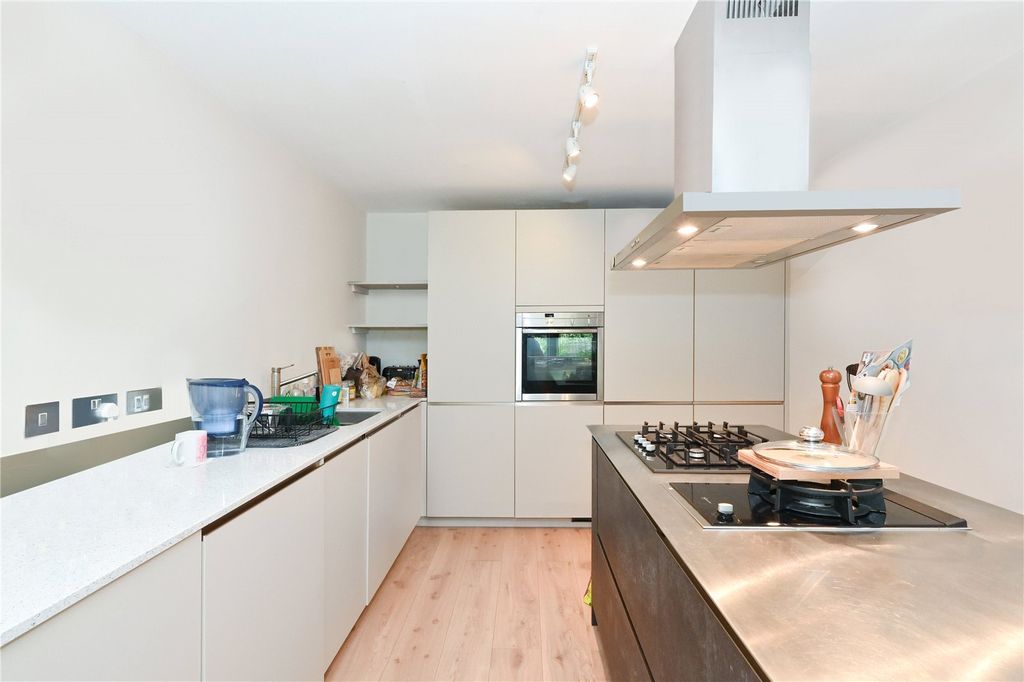 Property photo 2 of 7 Picture No. 04