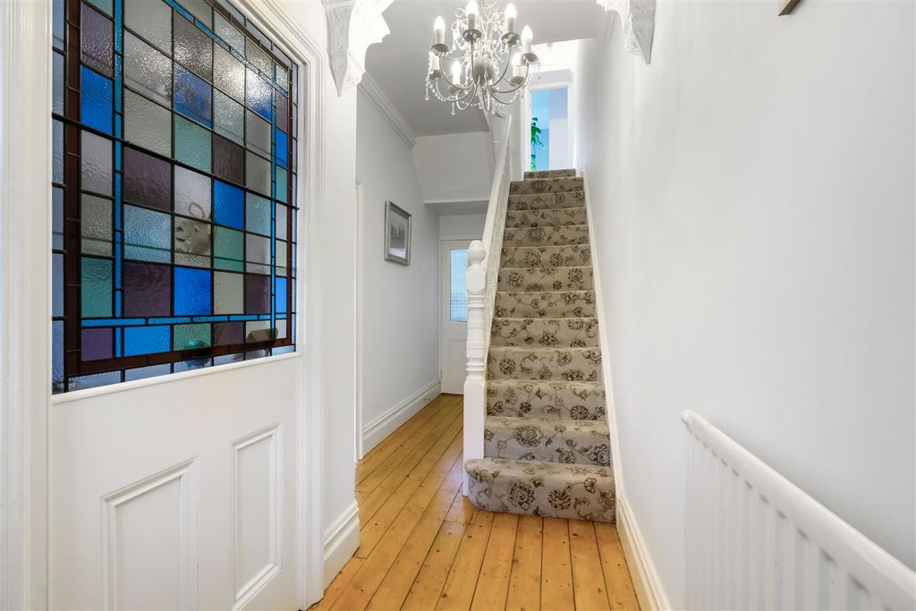 Property photo 2 of 33 Dsc04332.Jpg