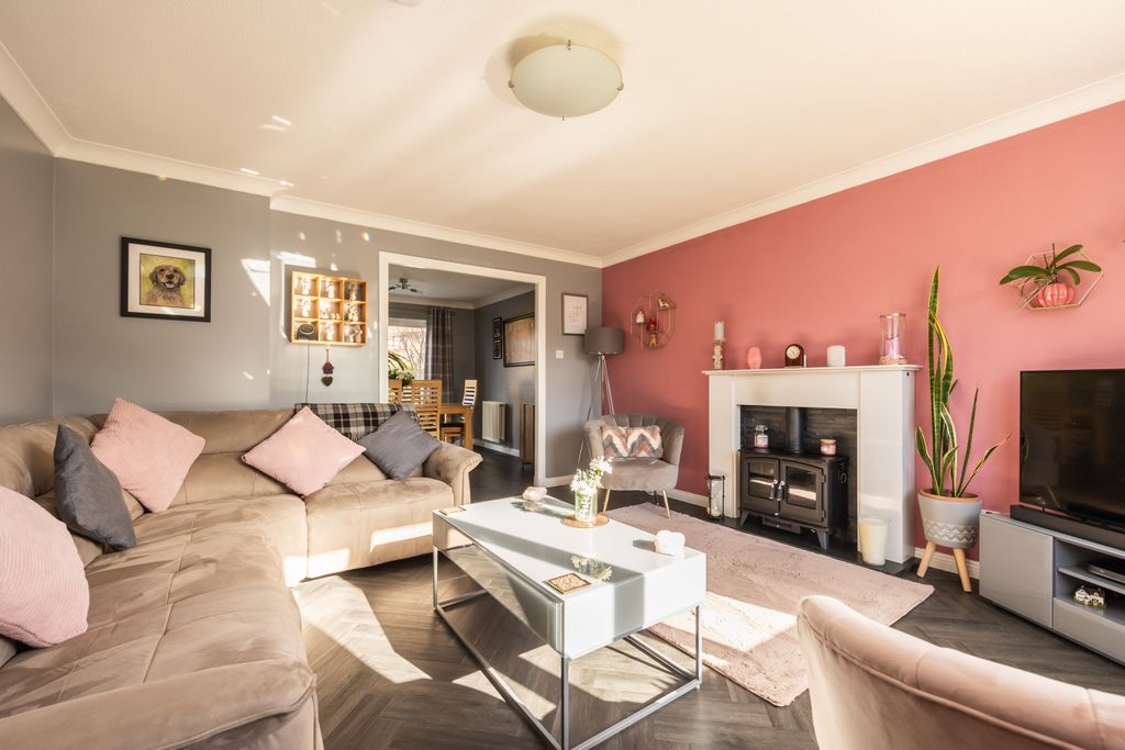 Property photo 2 of 26 Property Image 2