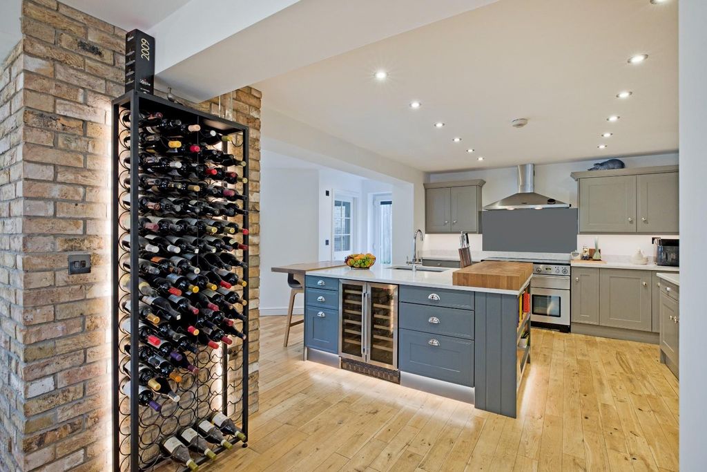 Property photo 3 of 40 Img_8358.Jpg