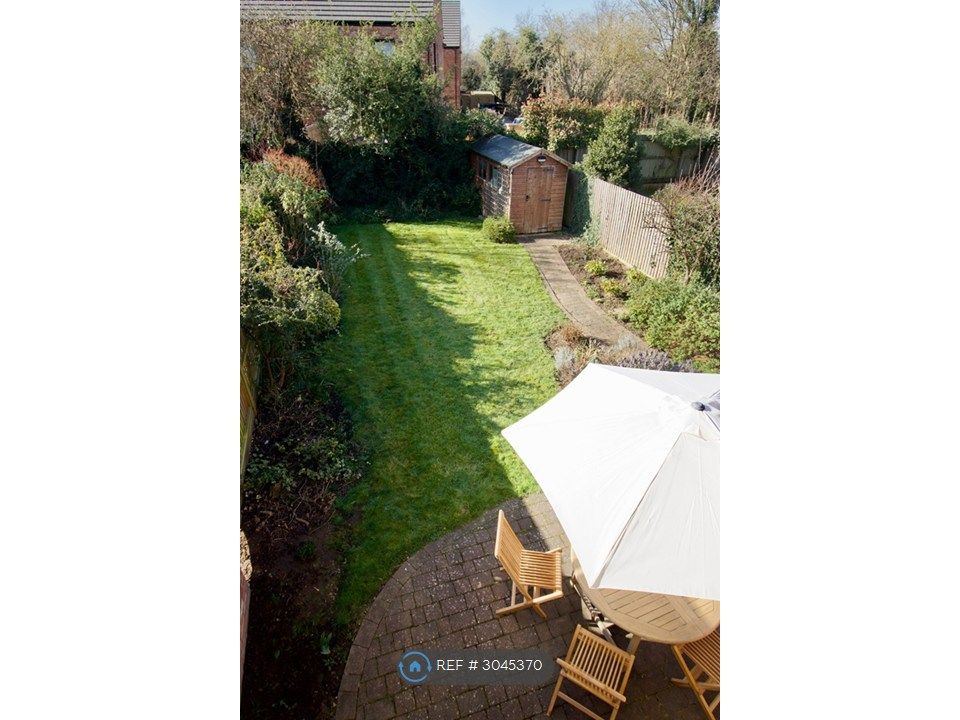 Property photo 3 of 16 Garden