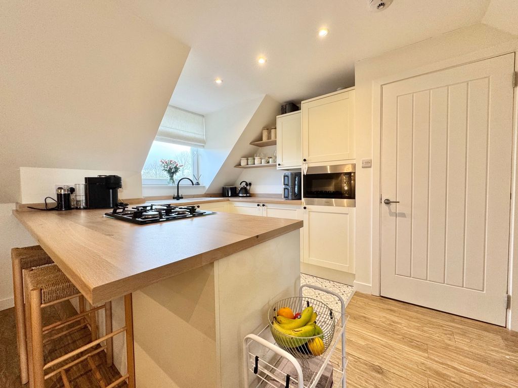 Property photo 2 of 22 Img_5408