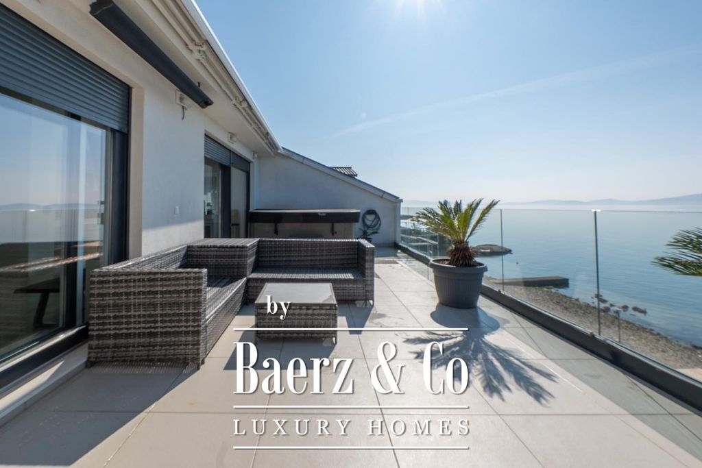 Property photo 3 of 24