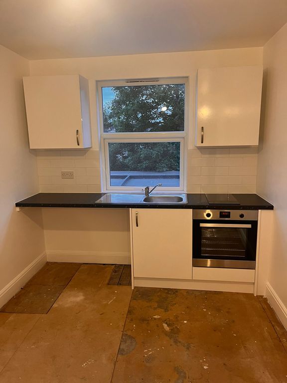 Property photo 1 of 3