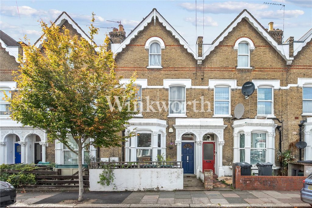 Property photo 1 of 16 Picture No. 11