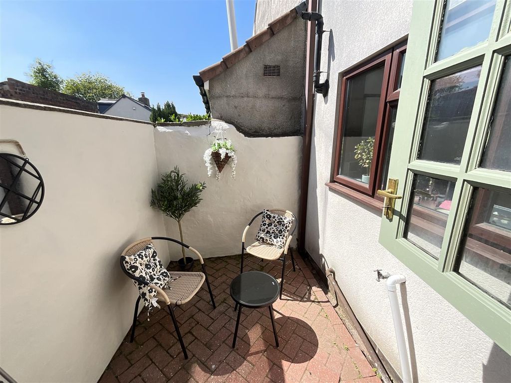 Property photo 3 of 17 Rear Courtyard