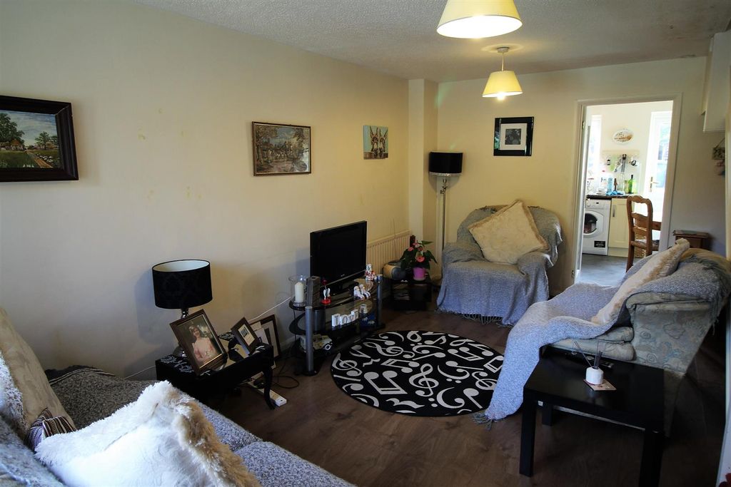 Property photo 2 of 7