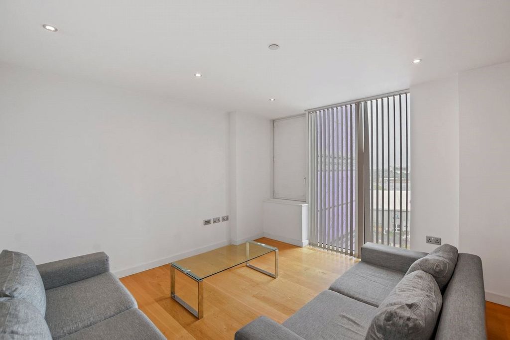 Property photo 3 of 16 Picture No. 03