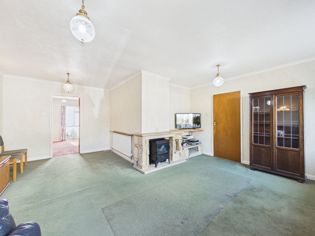 Property photo 2 of 16 Cam02536G0-Pr0155-Still010