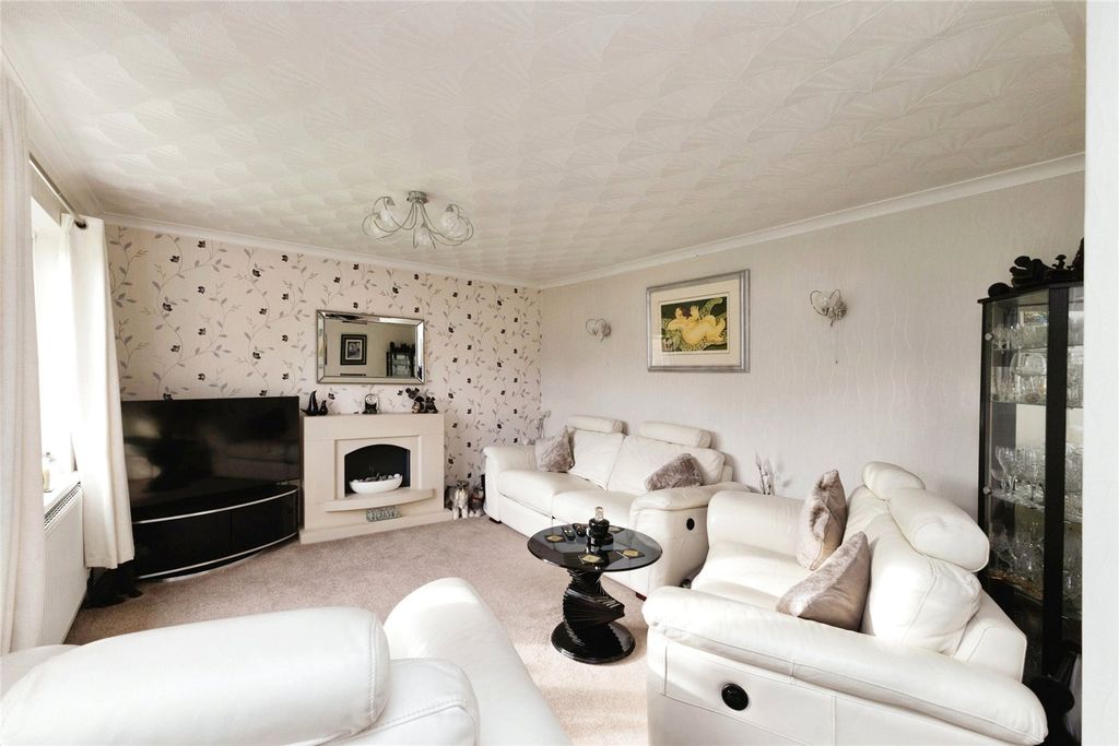 Property photo 2 of 17 Picture No. 07