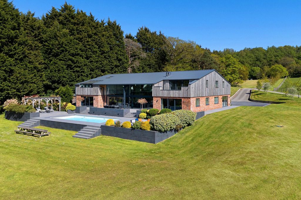 Property photo 1 of 57
