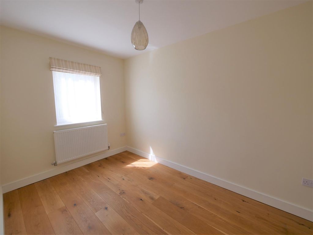 Property photo 2 of 16 P1040032.Jpg