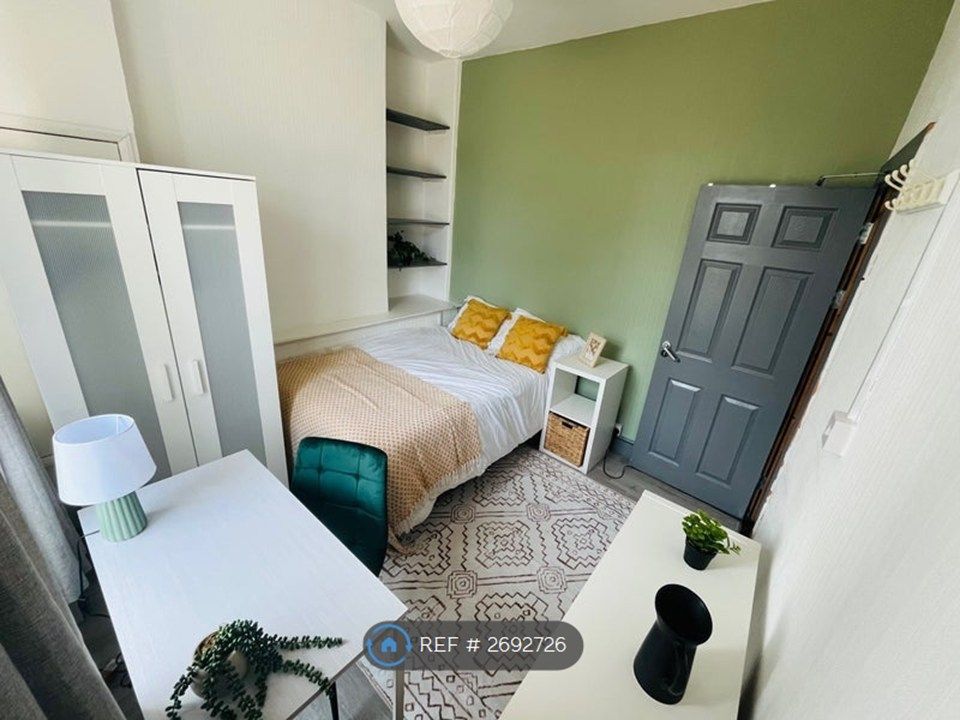 Property photo 1 of 3