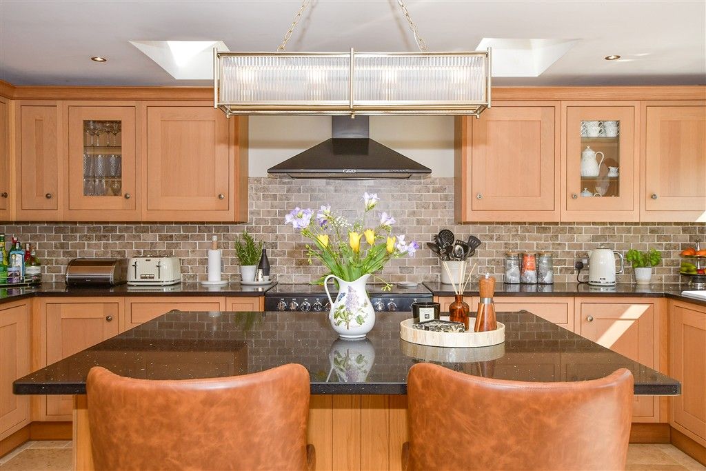 Property photo 3 of 23 Kitchen/Diner