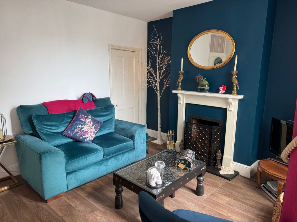 Property photo 3 of 20