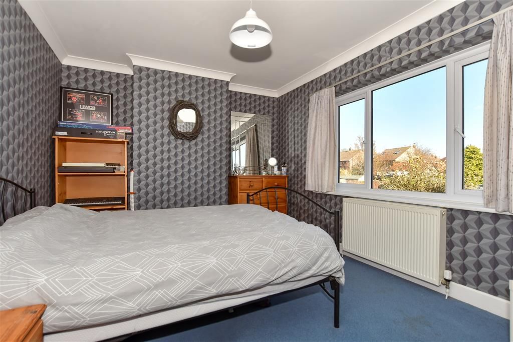 Property photo 1 of 12 Bedroom 1