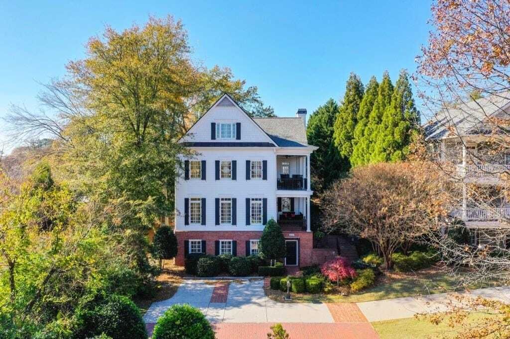Property photo 1 of 31
