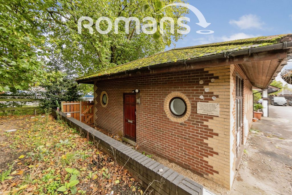 Property photo 2 of 10 Property Image