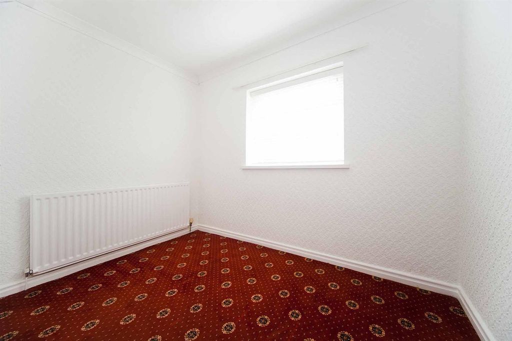Property photo 3 of 24