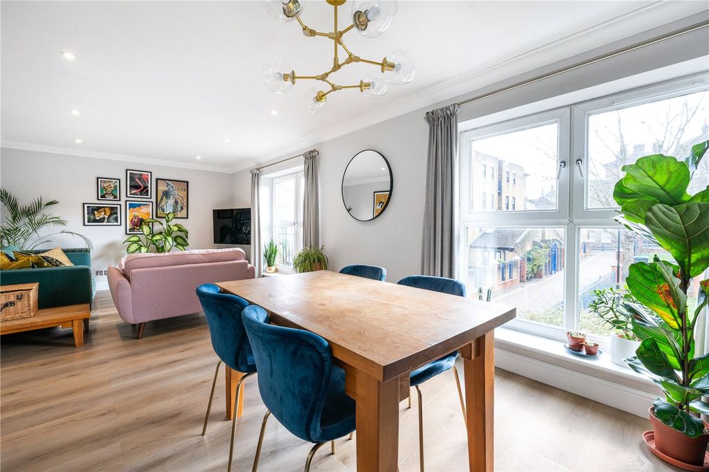 Property photo 3 of 13 Picture No. 07