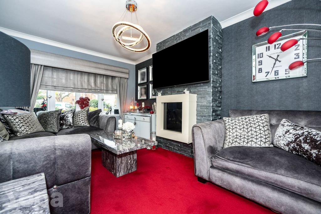 Property photo 3 of 22 Photo #3