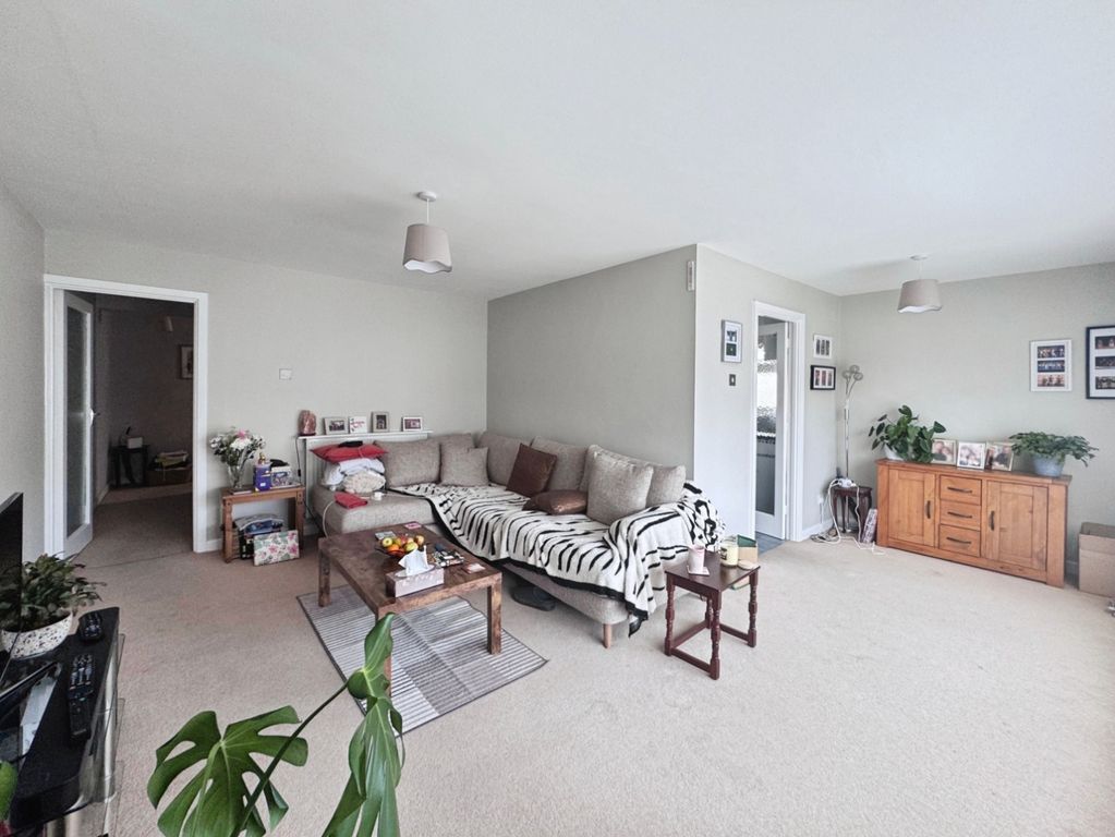 Property photo 2 of 9 Living Room