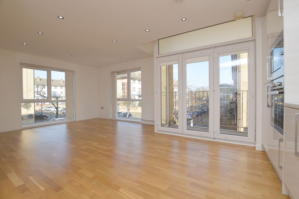 Property photo 2 of 6 Open Plan Living