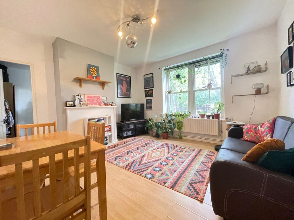 Property photo 2 of 7 3361292