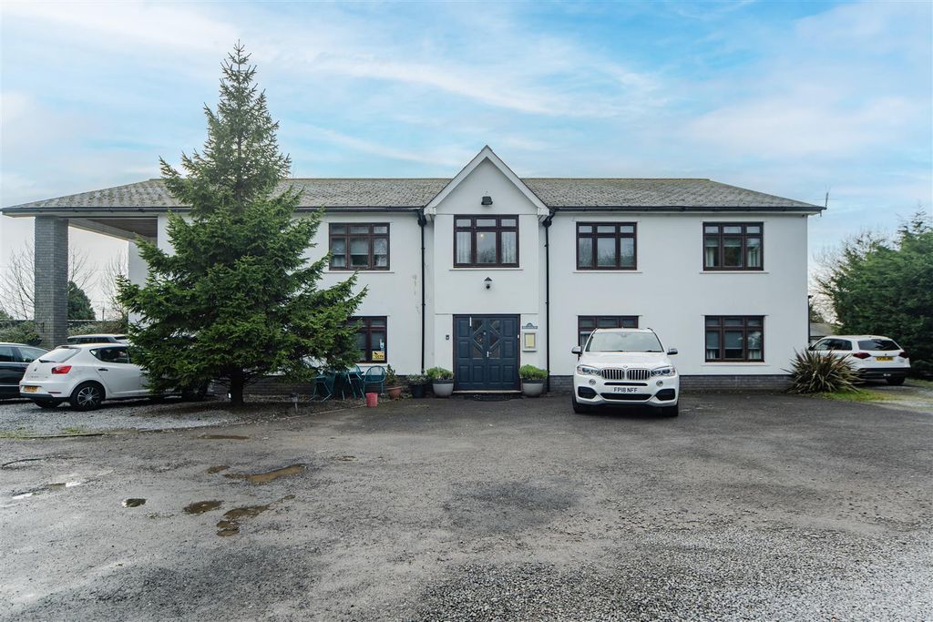 Property photo 1 of 39 P1258082.Jpg