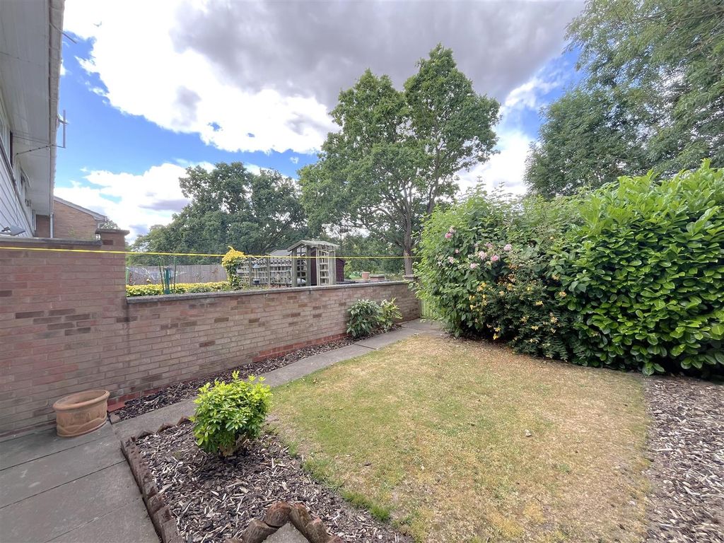 Property photo 2 of 18 Img_9647.Jpg