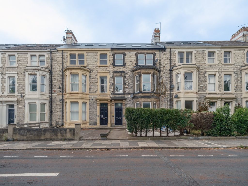 Property photo 2 of 11 4229312