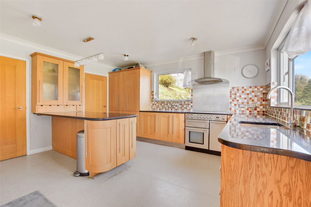 Property photo 3 of 21 Picture No. 21