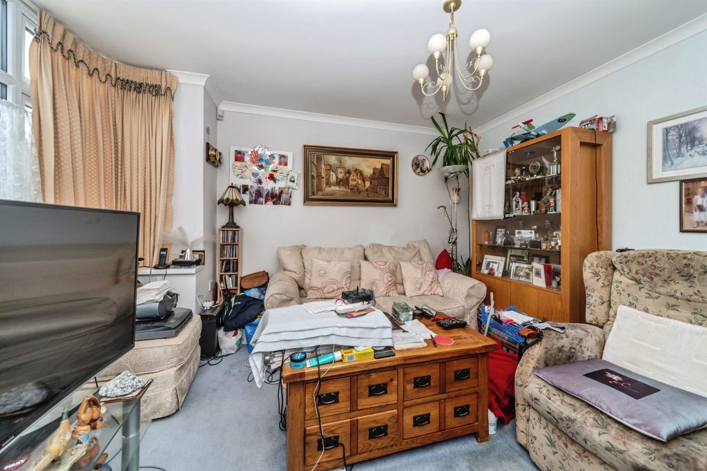 Property photo 3 of 19