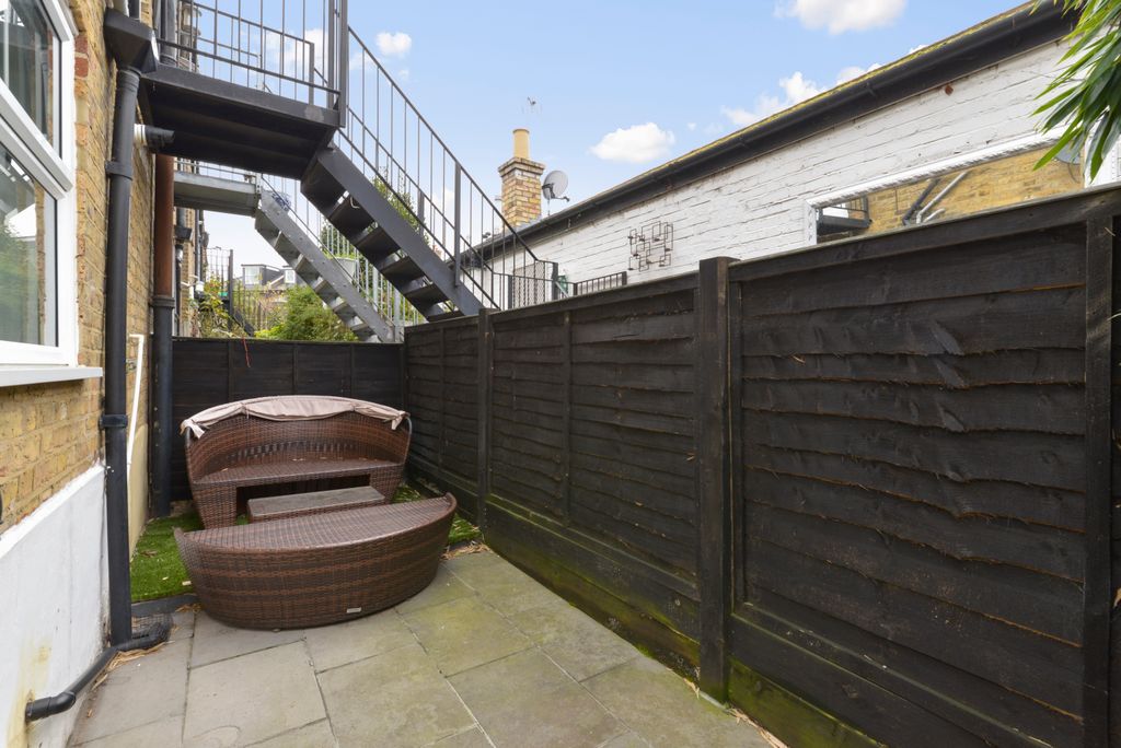 Property photo 2 of 10 10.Jpg