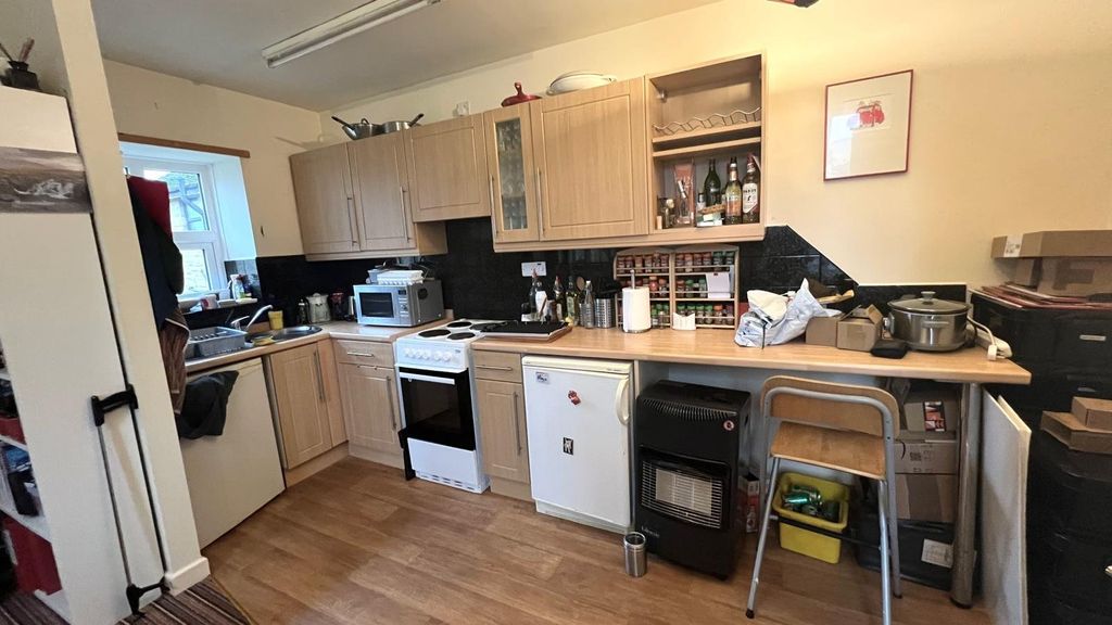 Property photo 2 of 9 Picture No. 08