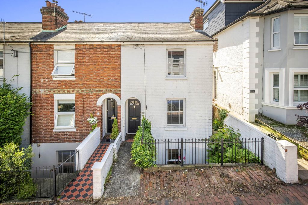 Property photo 1 of 17