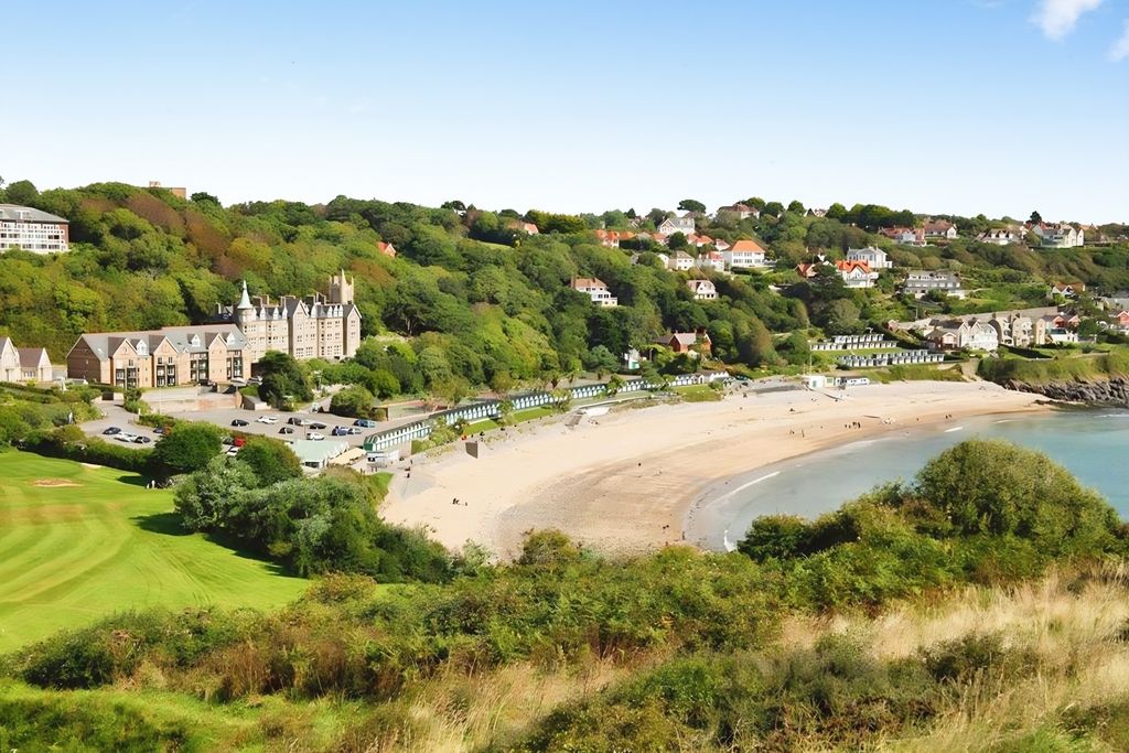 Property photo 2 of 46