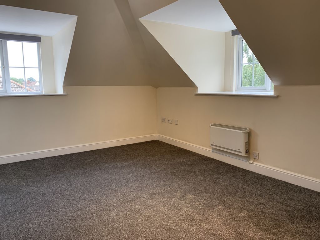 Property photo 3 of 8 Img_5170[1]