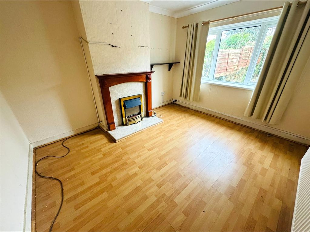 Property photo 3 of 21 Processed-E5B5CE78-16B5-4B95-A854-2D8D341F2967.Jpe