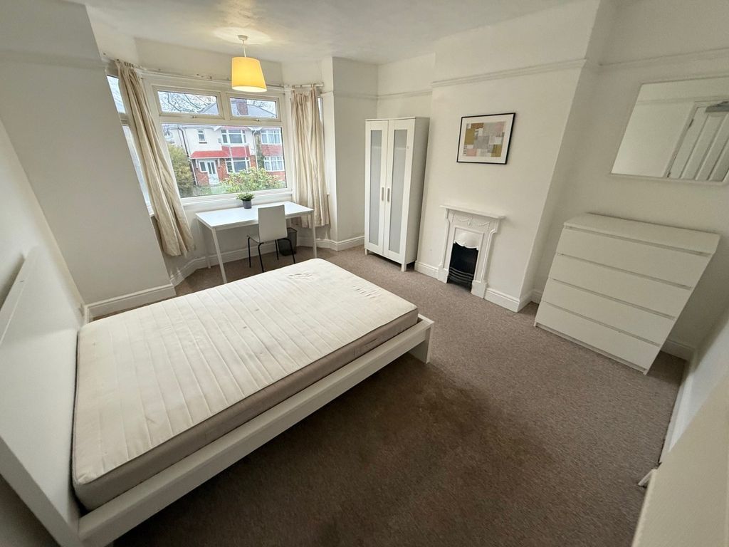 Property photo 2 of 5 Picture No. 06