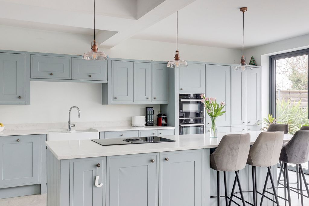 Property photo 3 of 28