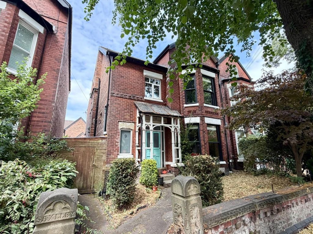 Property photo 1 of 30