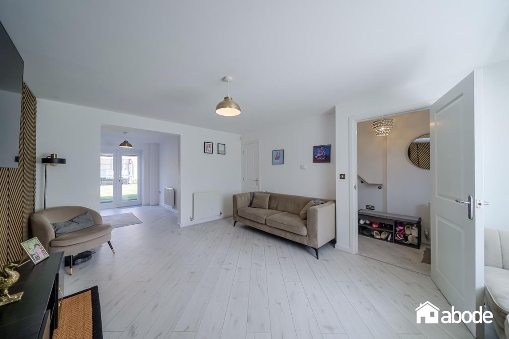 Property photo 3 of 33 Dsc00494-Hdr.Jpg