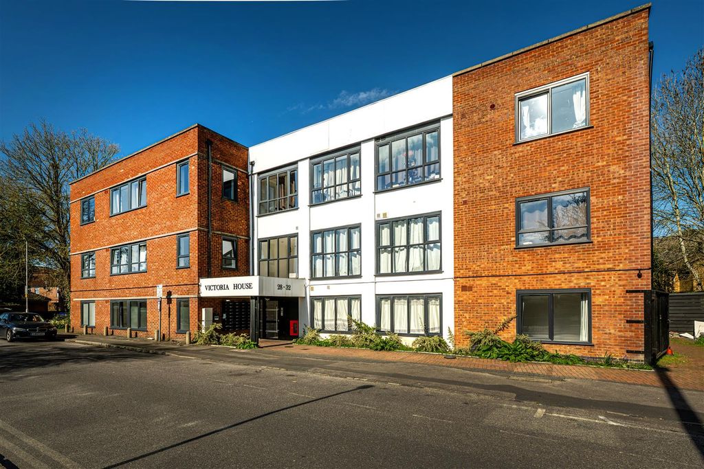 Property photo 1 of 9 Front Aspect