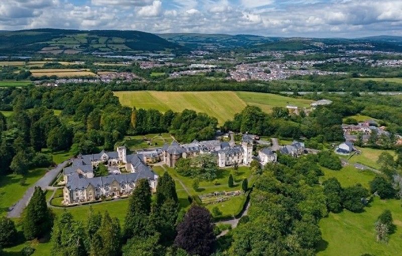 Property photo 1 of 19 Main Image