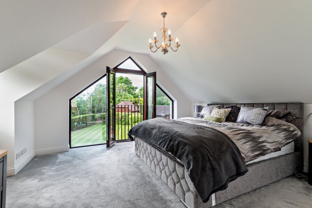 Additional image 6 of 5 bed detached house for saleWestley Mill, Binfield, Bracknell, Berkshire RG42