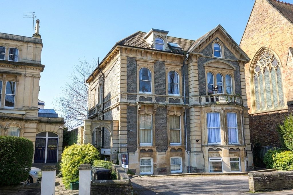 Property photo 1 of 6 Picture No. 11