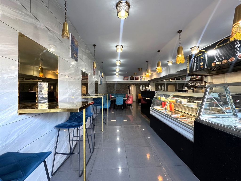 Property photo 1 of 10 Restaurant To Let