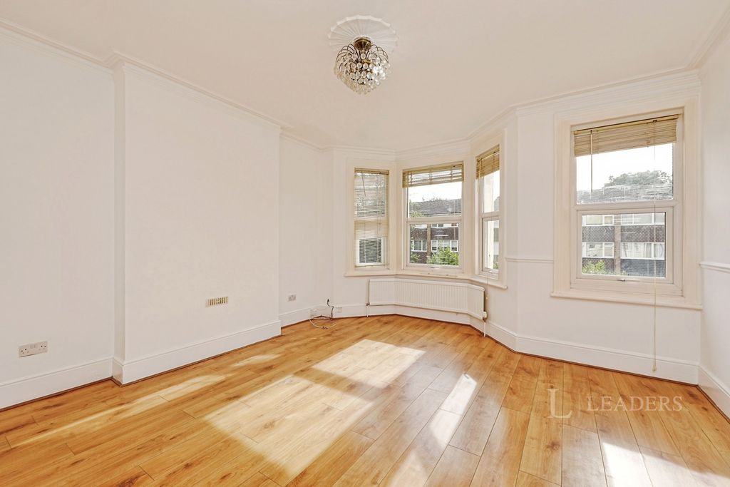 Property photo 2 of 8 Pbox-Img.Jpg